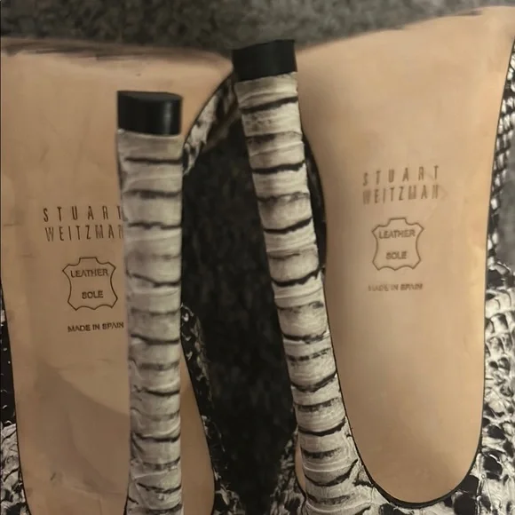 Stuart Weitzman Snakeskin Lace-Up Heels - Size 9 1/2 M - Picture 8 of 14